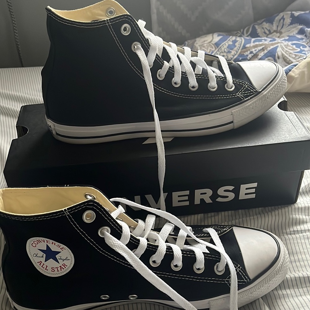 Black Converse Chuck Taylor high top